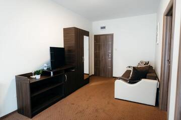 Фото номера Апартаменты с 1 спальней Гостевой дом Páva Pension &amp; Spa г. Одорхею-Секуеск 4