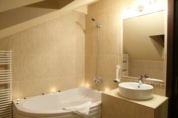 Фото номера Двухместный номер с 1 кроватью Гостевой дом Páva Pension &amp; Spa г. Одорхею-Секуеск 12